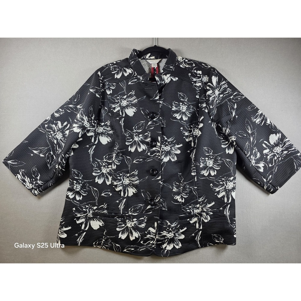 CJ Banks 2X Quilted Jacket Black White Floral Artsy Shacket Grandmacore Boho Vtg